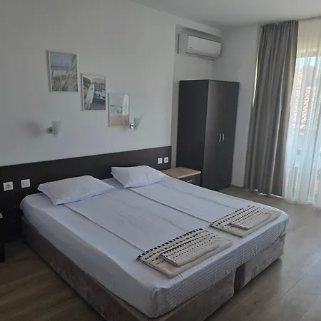 Πανσιόν за гости мистрал 3*